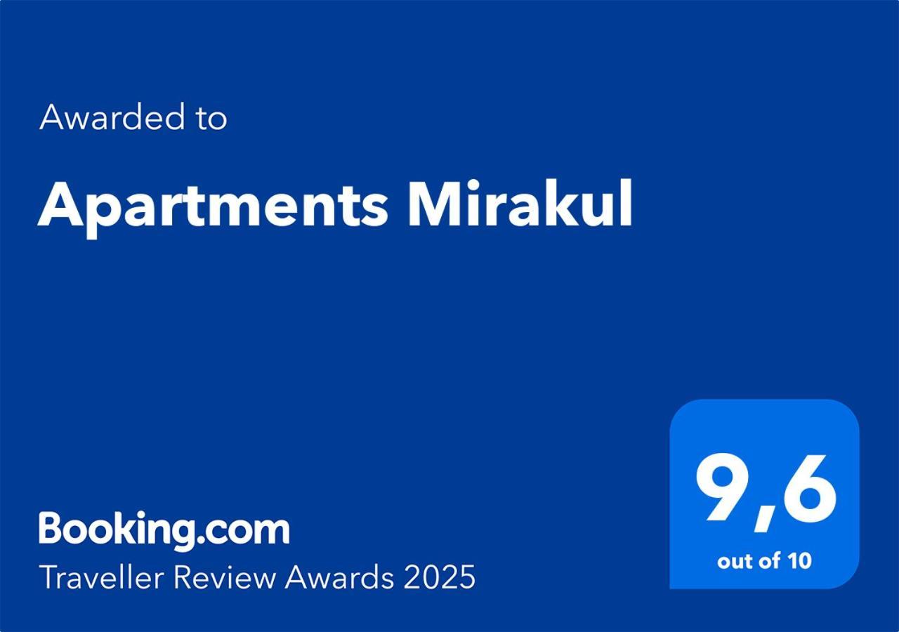 Apartments Mirakul 洛帕 外观 照片