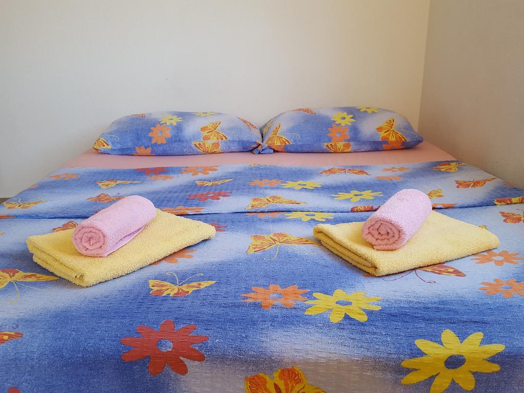 Apartments Mirakul 洛帕 外观 照片