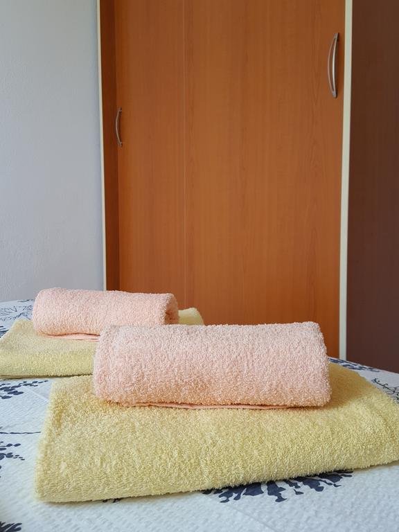 Apartments Mirakul 洛帕 外观 照片